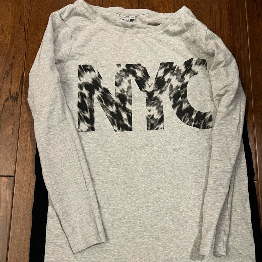 Oversized shirt super comfy and cute for casual wear or night out